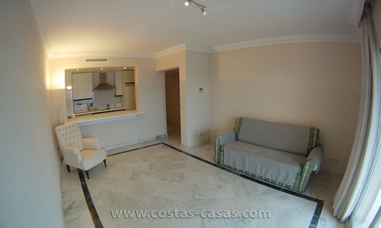 En venta: Apartamento en el centro de Puerto Banús - Marbella 5