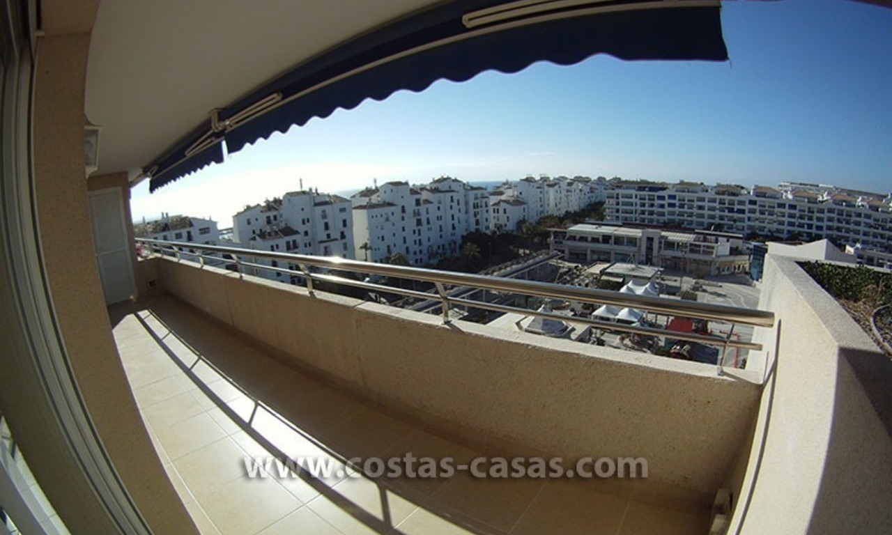 En venta: Apartamento en el centro de Puerto Banús - Marbella 2