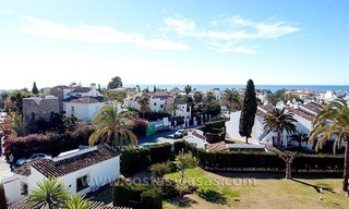 En venta: Apartamento cerca de Puerto Banús, Nueva Andalucía, Marbella 12