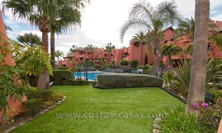 Apartamento en primera linea de playa en venta en el complejo exclusivo, Nueva Milla de Oro, Marbella - Estepona 5