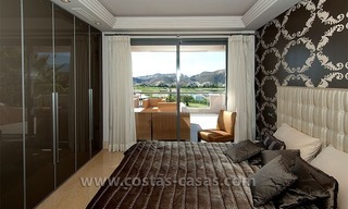 Apartmento moderno de lujo en complejo de Golf para alquiler de corta temporada, Marbella - Benahavis 11