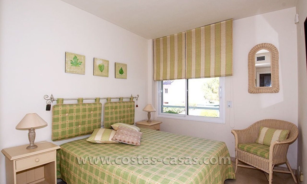 En venta: Apartamento de Playa, Nueva Milla de Oro, Marbella - Estepona 10