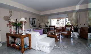 En venta: Apartamento en Playas del Duque - Primera Linea de Playa en Puerto Banús, Marbella 12