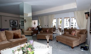 En venta: Apartamento en Playas del Duque - Primera Linea de Playa en Puerto Banús, Marbella 13