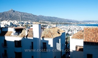 En venta: Apartamento cerca de playa en Puerto Banús, Marbella 20