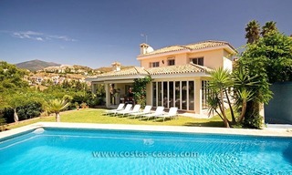 En venta: Ganga villa cerca de Campos de Golf en Nueva Andalucía, Marbella 0