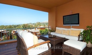 Oportunidad! Apartamento de lujo en venta, con vistas al mar, primera linea de golf en Marbella - Benahavis 1
