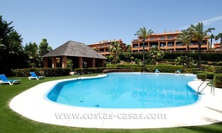 Oportunidad! Apartamento de lujo en venta, con vistas al mar, primera linea de golf en Marbella - Benahavis 13