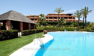 Oportunidad! Apartamento de lujo en venta, con vistas al mar, primera linea de golf en Marbella - Benahavis 14