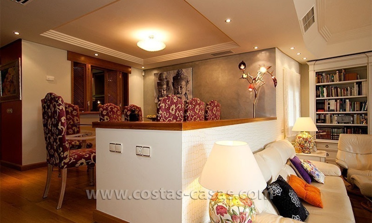 En venta: Casa amplia con acceso a la playa privada, Nueva Milla de Oro, Marbella - Estepona 8