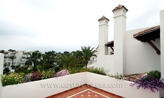 En venta: Casa amplia con acceso a la playa privada, Nueva Milla de Oro, Marbella - Estepona 19