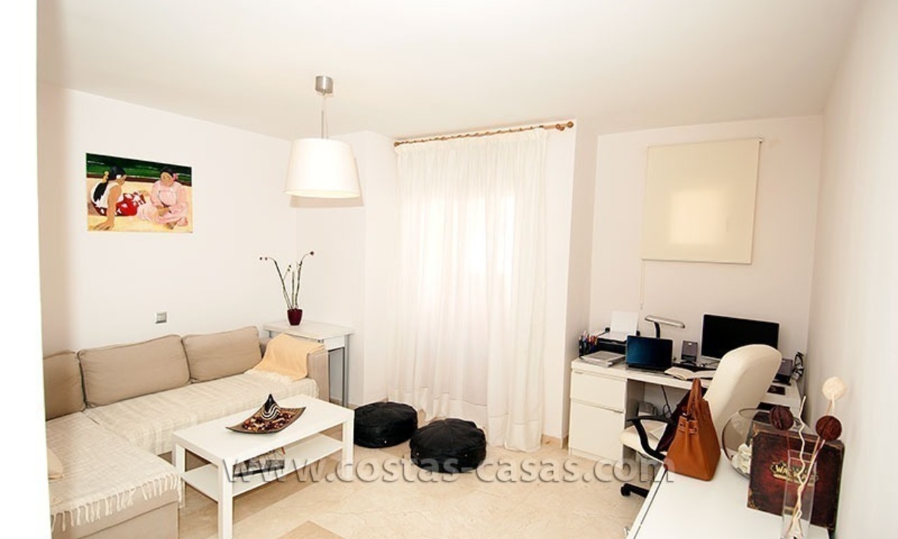 En Venta: Apartamento duplex en Marbella Este, cerca de golf, playas, servicios 8