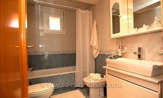 En Venta: Apartamento duplex en Marbella Este, cerca de golf, playas, servicios 13