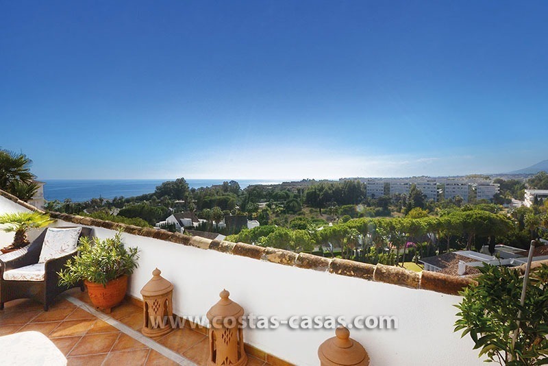 En venta: Apartamento atico al lado de playa y centro de Puerto Banús, Marbella