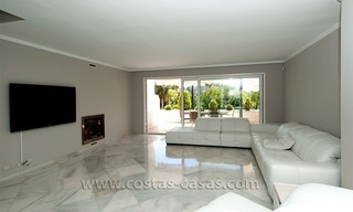 En venta: Moderno Apartamento de golf en prestigiosa parte de Marbella 11