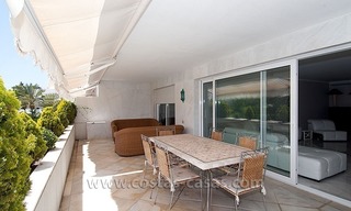 En venta: Moderno Apartamento de golf en prestigiosa parte de Marbella 8