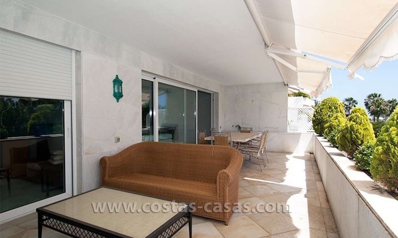 En venta: Moderno Apartamento de golf en prestigiosa parte de Marbella 9