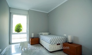 En venta: Moderno Apartamento de golf en prestigiosa parte de Marbella 16