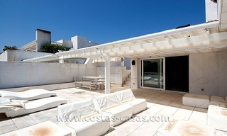 En venta: Moderno Apartamento de golf en prestigiosa parte de Marbella 5