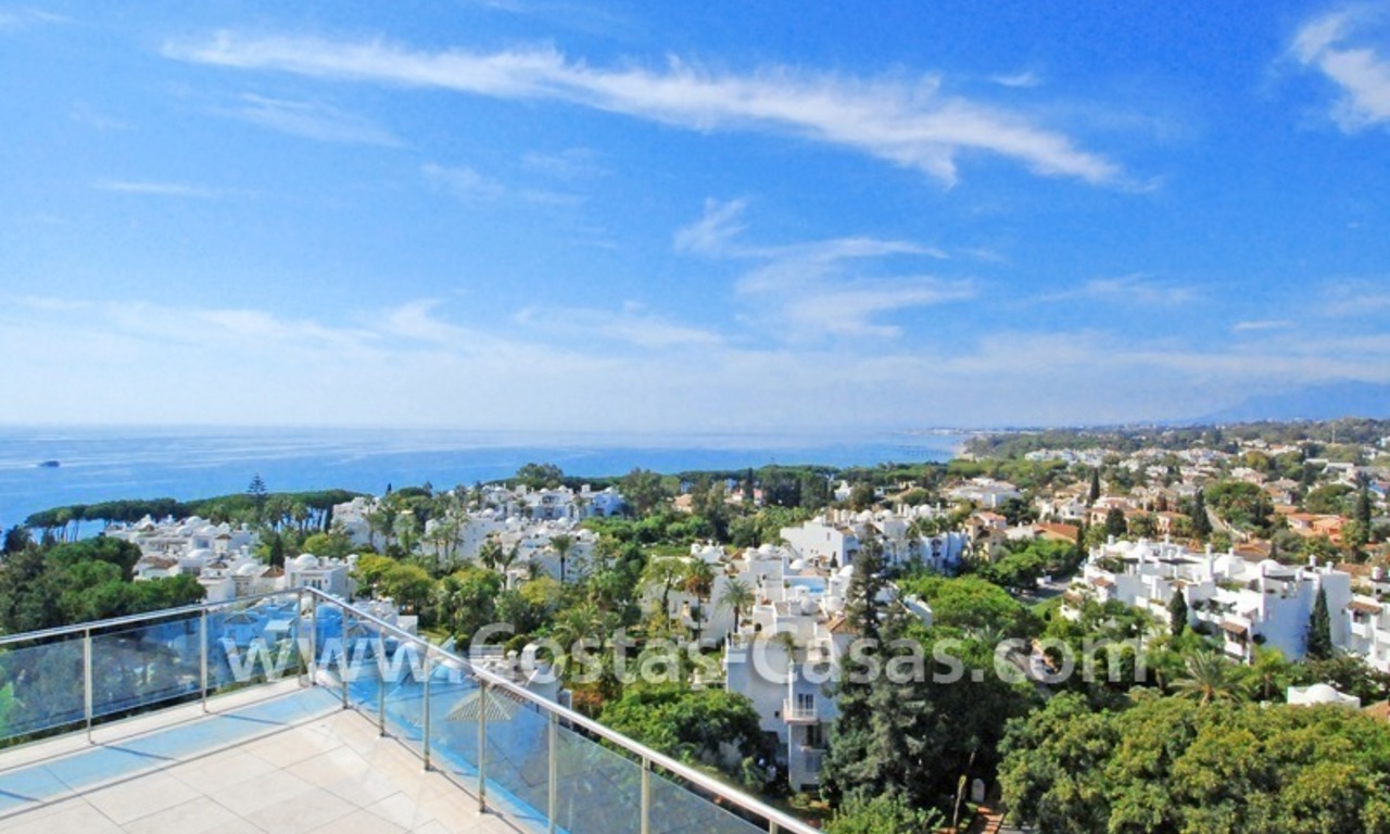 En venta: Apartamentos de lujo en Milla de Oro y Marbella, cerca de la playa 2