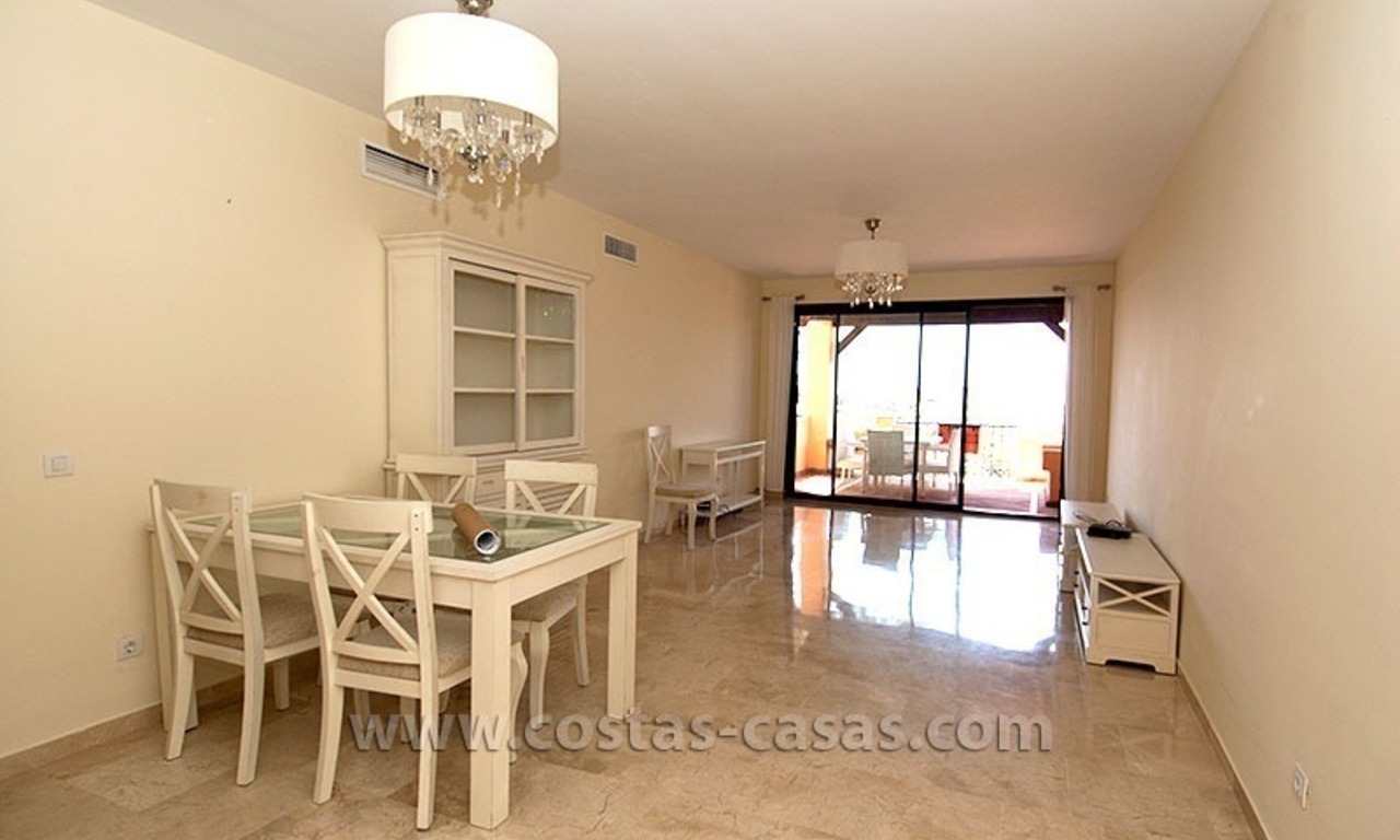 Venta: Apartamento duplex de Golf de estilo Andaluz, Estepona - Marbella Oeste 8