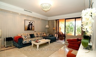 En venta: Apartamento moderno de lujo cerca, Puerto Banús, Marbella 5
