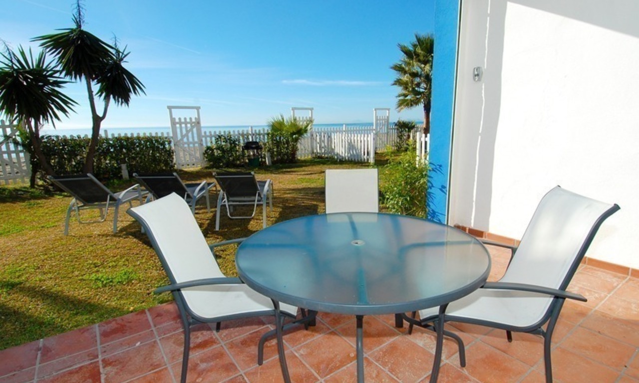 Casa adosada frente al mar, en primera línea de playa en alquiler vacacional, Nueva Milla de Oro, Marbella - Estepona 9