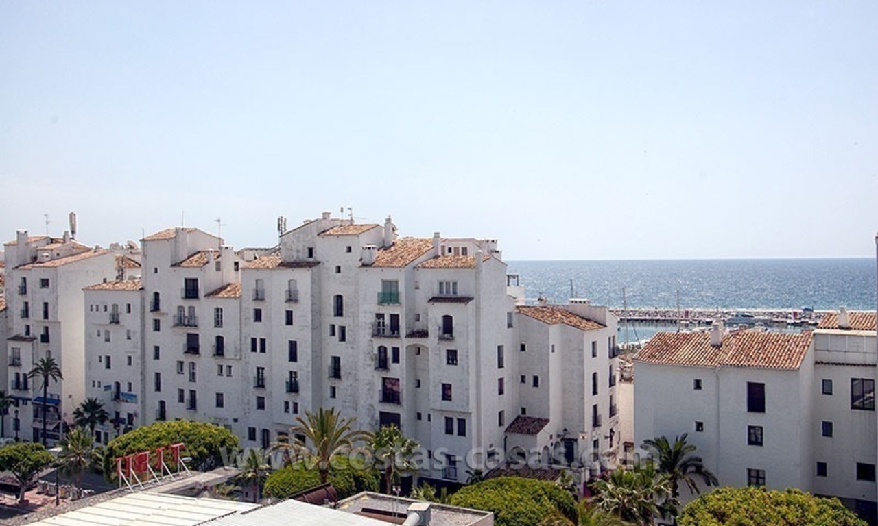 En venta: Ático en el corazón de Puerto Banús, Marbella 2