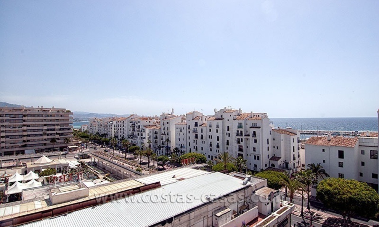 En venta: Ático en el corazón de Puerto Banús, Marbella 26