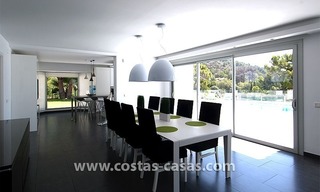 En venta: Villa moderna de lujo, exclusiva zona, Milla de Oro - Marbella 2