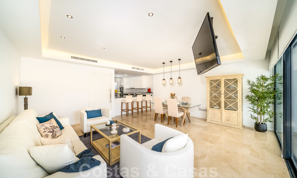 Hermosas casas nuevas en venta modernas en la Milla de Oro, Marbella. Última unidad! Lista para mudarse! 28566