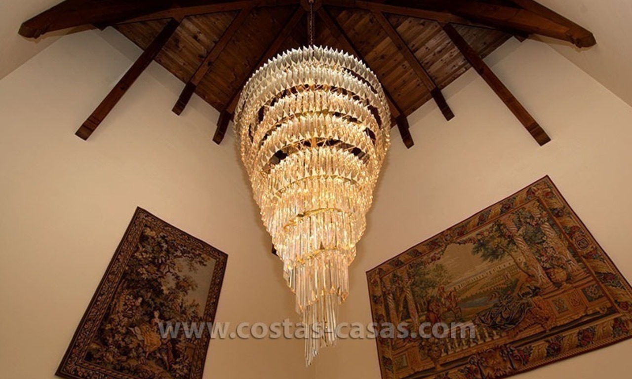 En venta: Villa de lujo en estilo Mediterraneo, Milla de Oro - Marbella 14