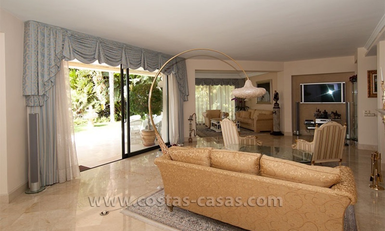 En venta: Villa de lujo en estilo Mediterraneo, Milla de Oro - Marbella 20