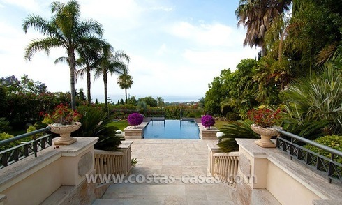 En venta: Villa de lujo en estilo Mediterraneo, Milla de Oro - Marbella 