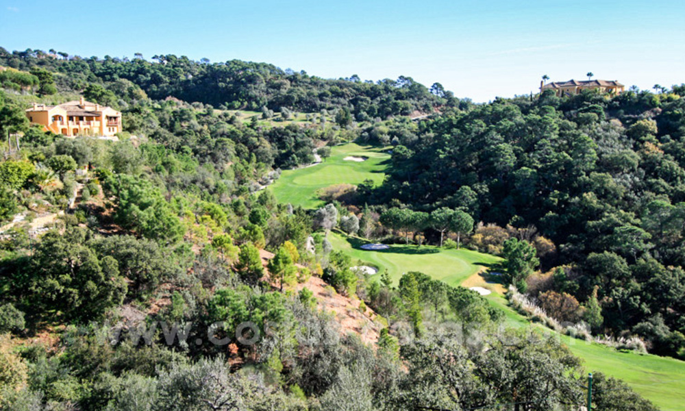 Villa de estilo contemporáneo en venta en La Zagaleta entre Benahavís y Marbella 22719