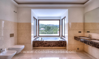 Villa de estilo contemporáneo en venta en La Zagaleta entre Benahavís y Marbella 22723 