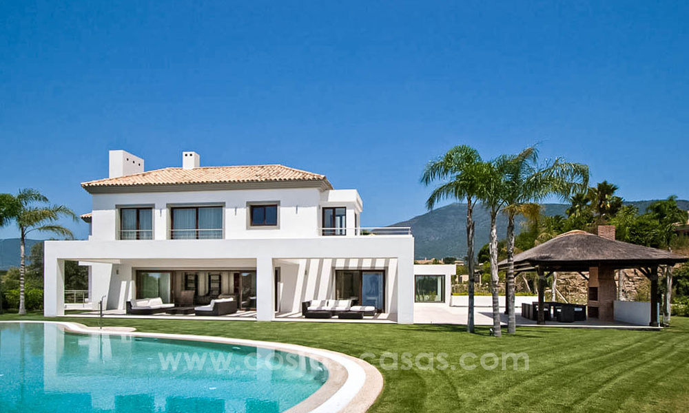 Villa de estilo contemporáneo en venta en La Zagaleta entre Benahavís y Marbella 22726