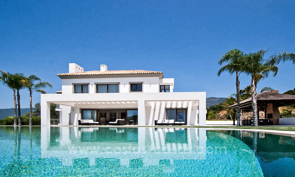 Villa de estilo contemporáneo en venta en La Zagaleta entre Benahavís y Marbella 22728