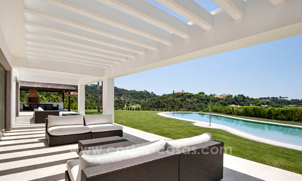 Villa de estilo contemporáneo en venta en La Zagaleta entre Benahavís y Marbella 22731
