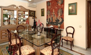 En venta: Villa en primera linea de playa, Marbella Oeste 12