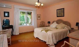 En venta: Villa en primera linea de playa, Marbella Oeste 20