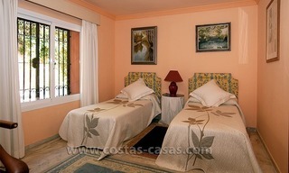 En venta: Villa en primera linea de playa, Marbella Oeste 24