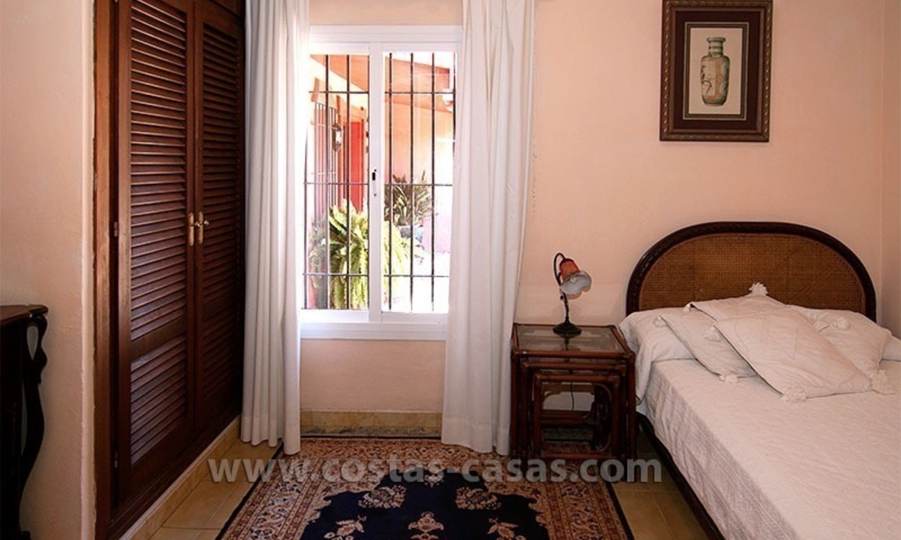 En venta: Villa en primera linea de playa, Marbella Oeste 27