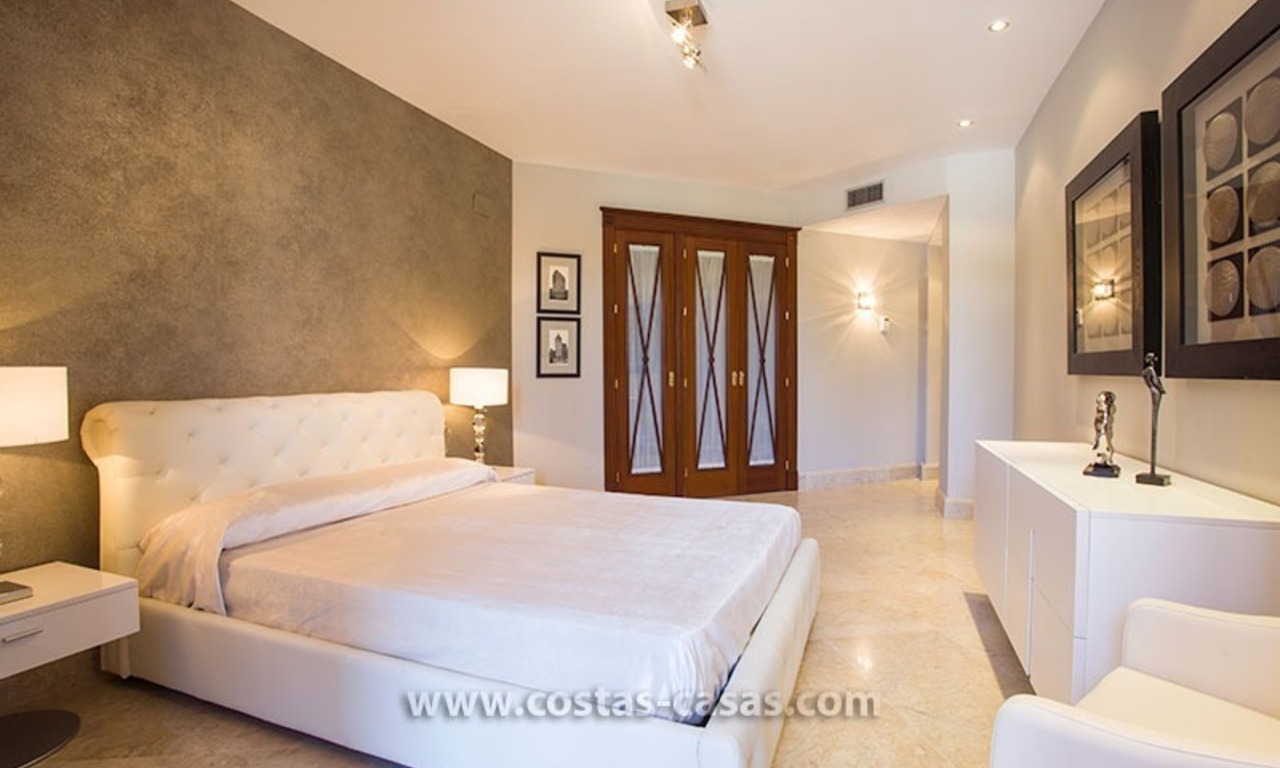 En venta: Apartmentos y aticos de lujo en primera linea de playa en Marbella - San Pedro 15