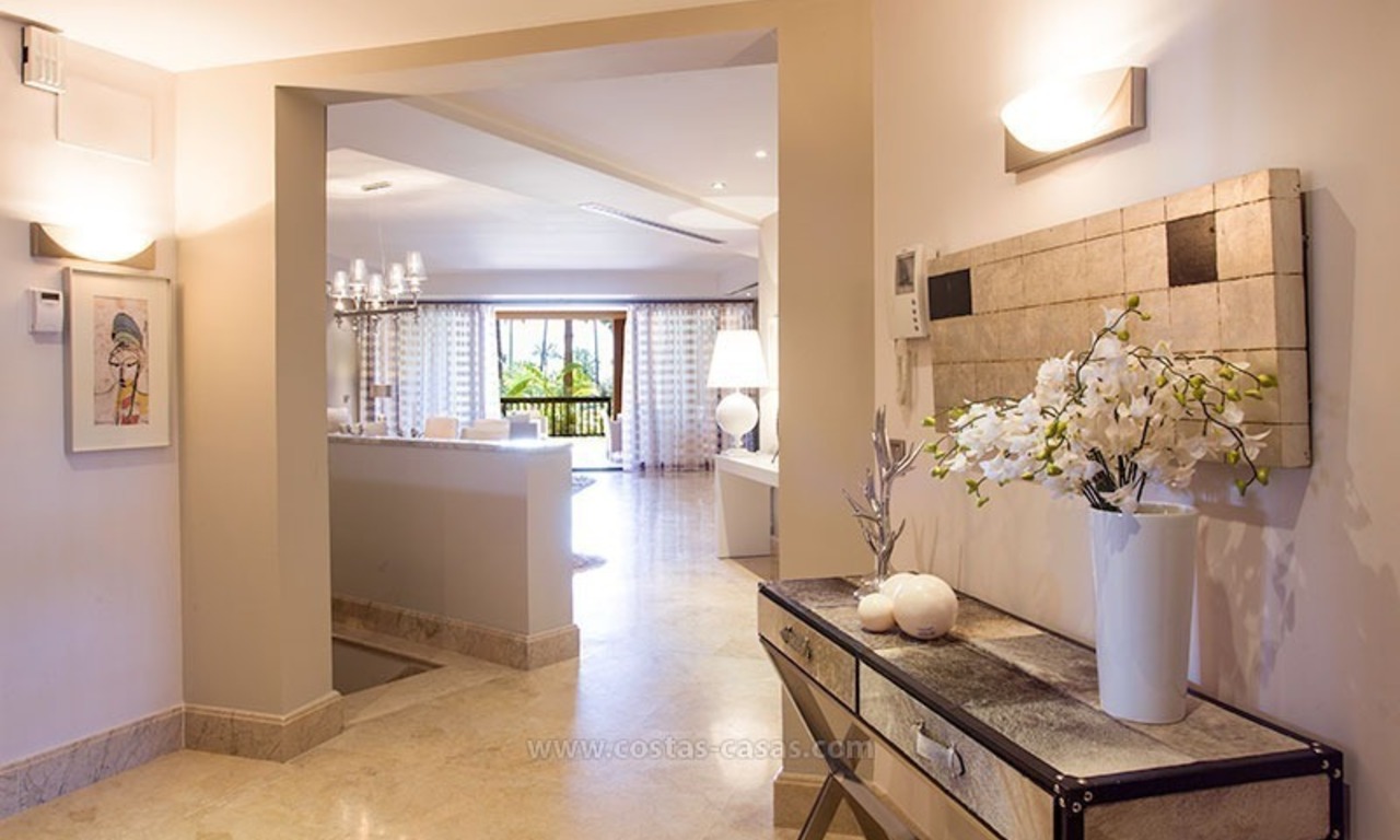 En venta: Apartmentos y aticos de lujo en primera linea de playa en Marbella - San Pedro 6
