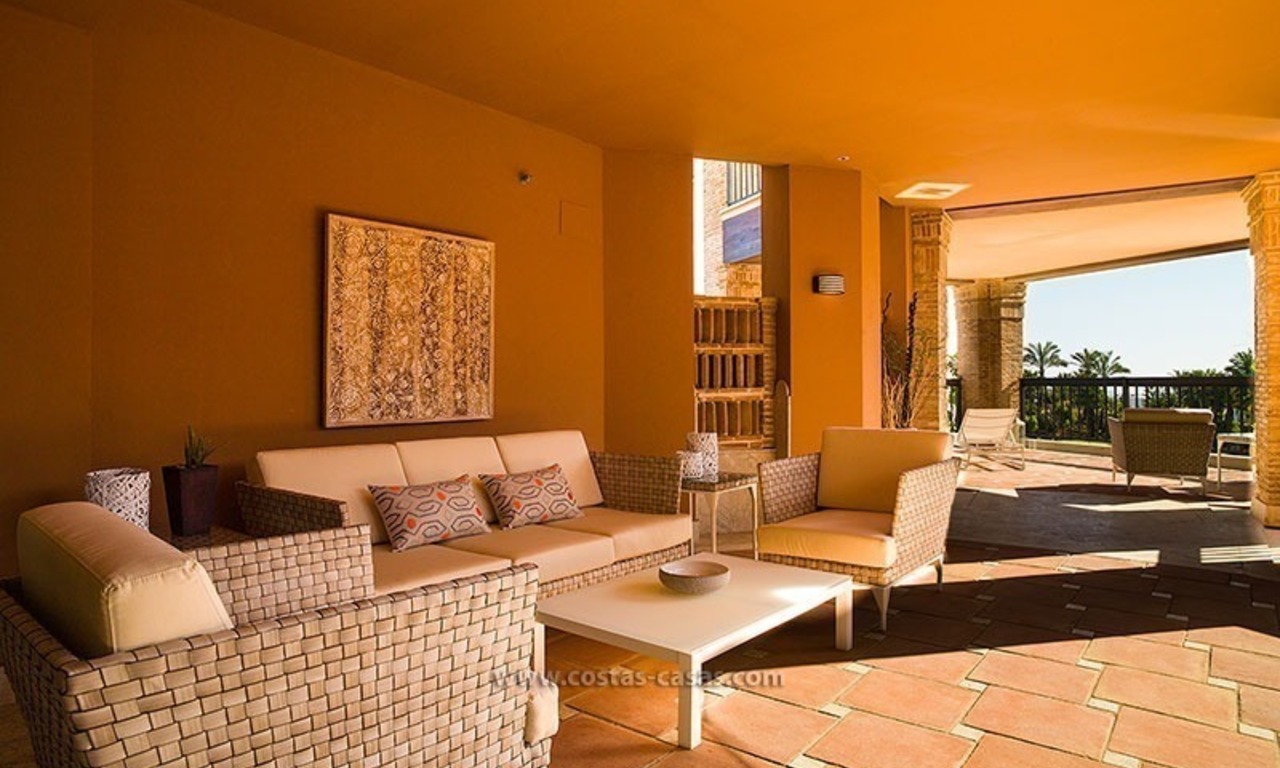 En venta: Apartmentos y aticos de lujo en primera linea de playa en Marbella - San Pedro 24