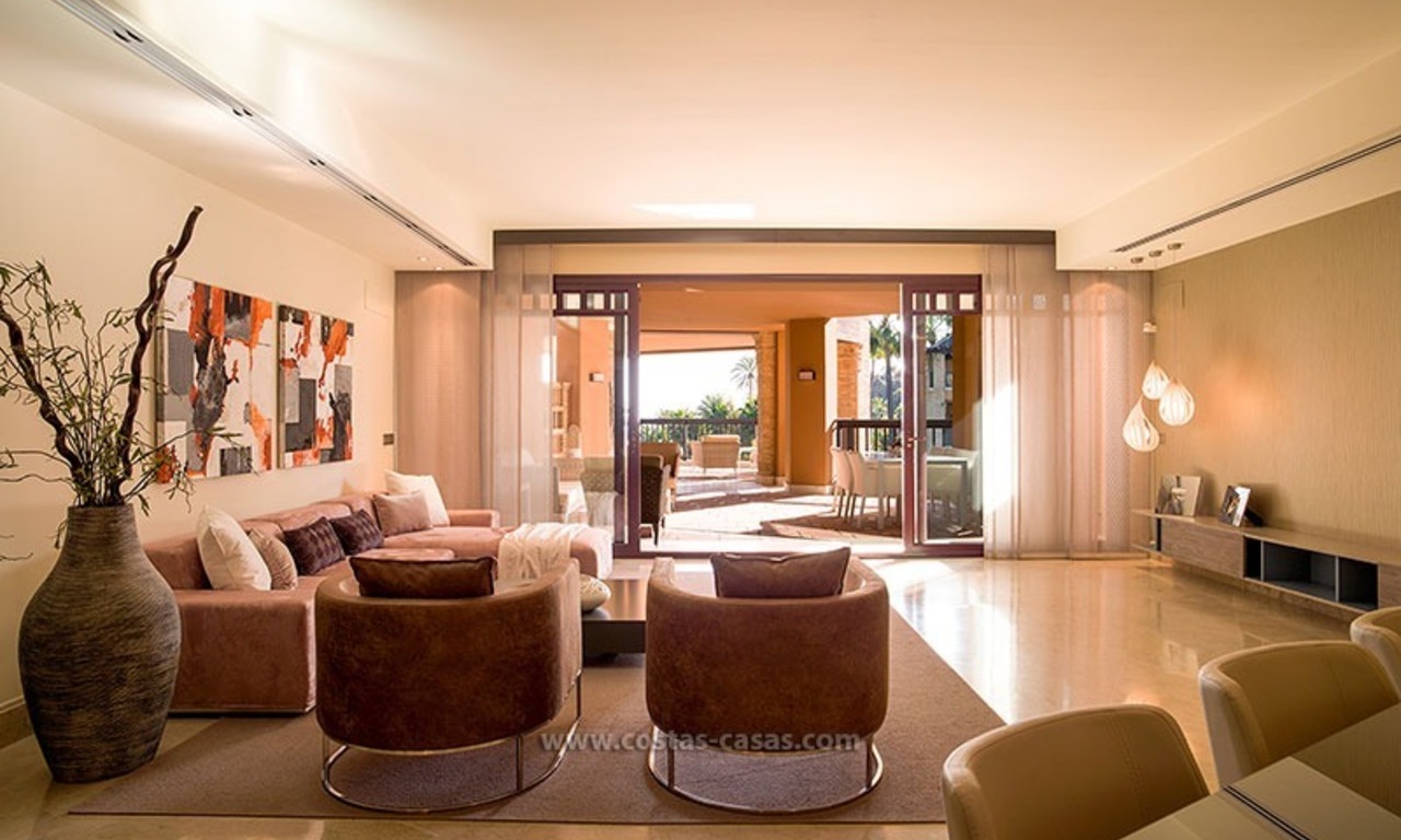 En venta: Apartmentos y aticos de lujo en primera linea de playa en Marbella - San Pedro 27