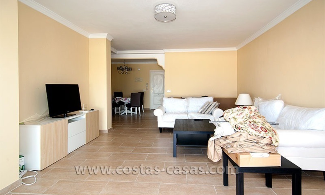 En venta: Apartamento Ático con ubicacion perfecta en Puerto Banús, Marbella 6