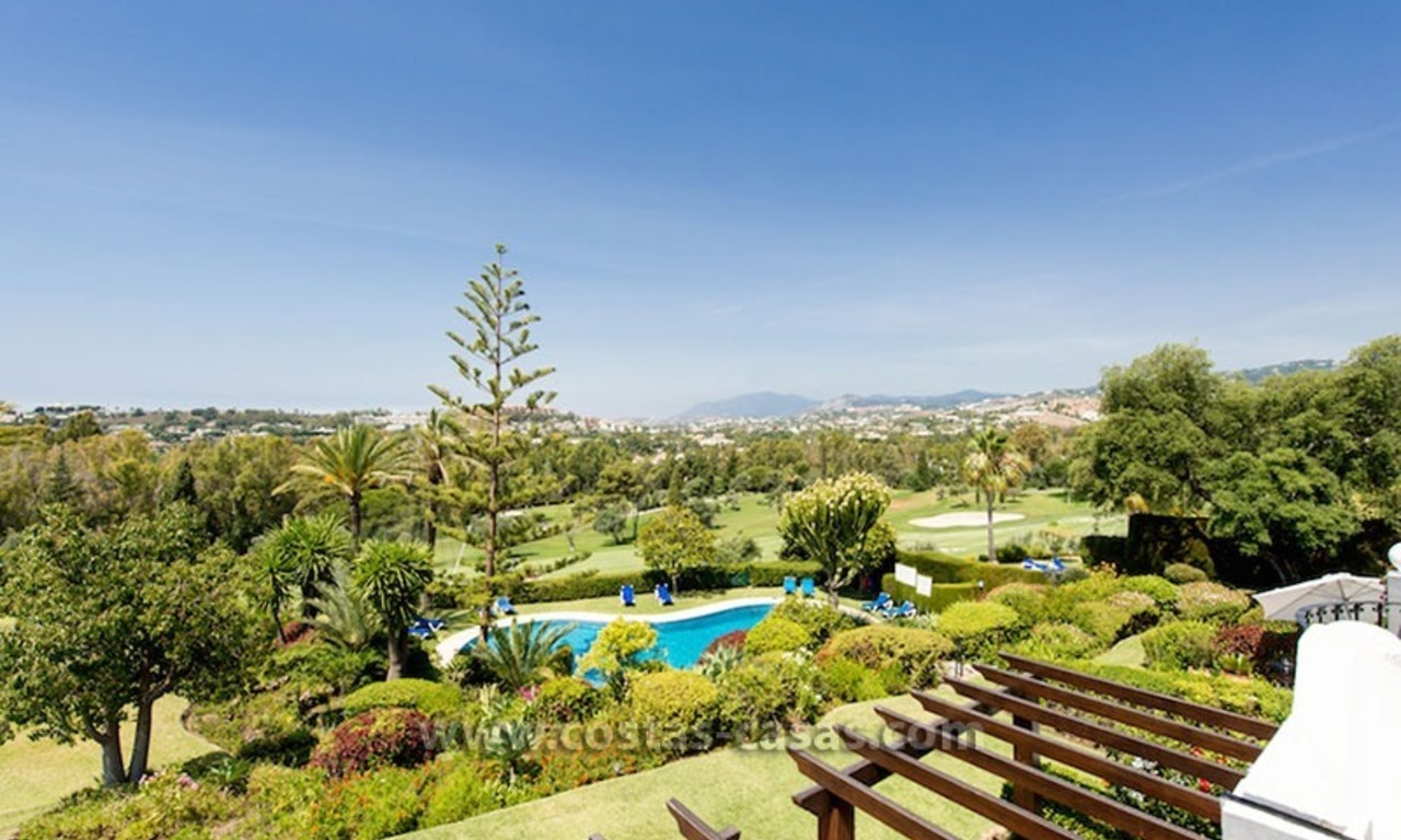 En venta: Primera línea de Golf, Casa adosada en Nueva Andalucía, Marbella 13