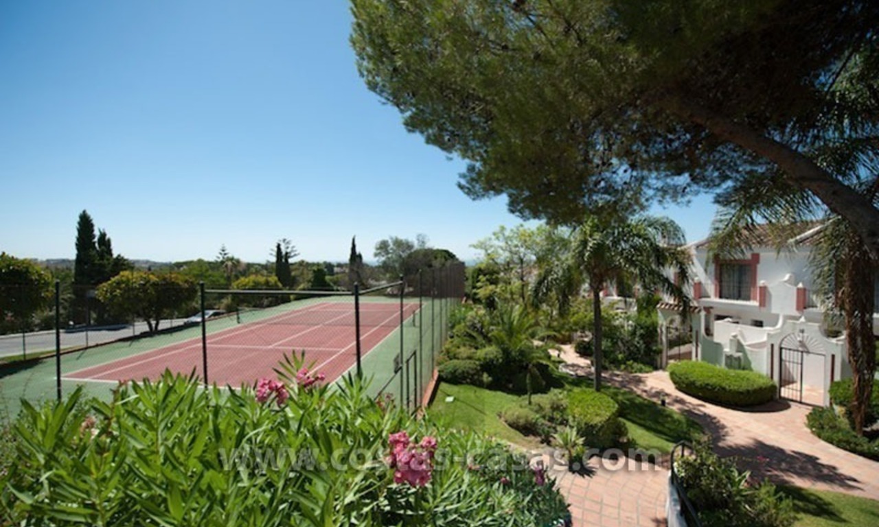 En venta: Primera línea de Golf, Casa adosada en Nueva Andalucía, Marbella 18